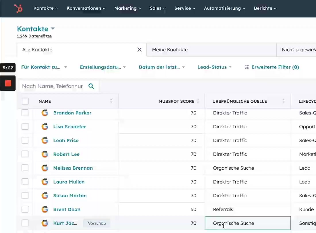 HubSpot Kontakte-Übersicht mit Lead-Scoring und Lifecycle-Phase