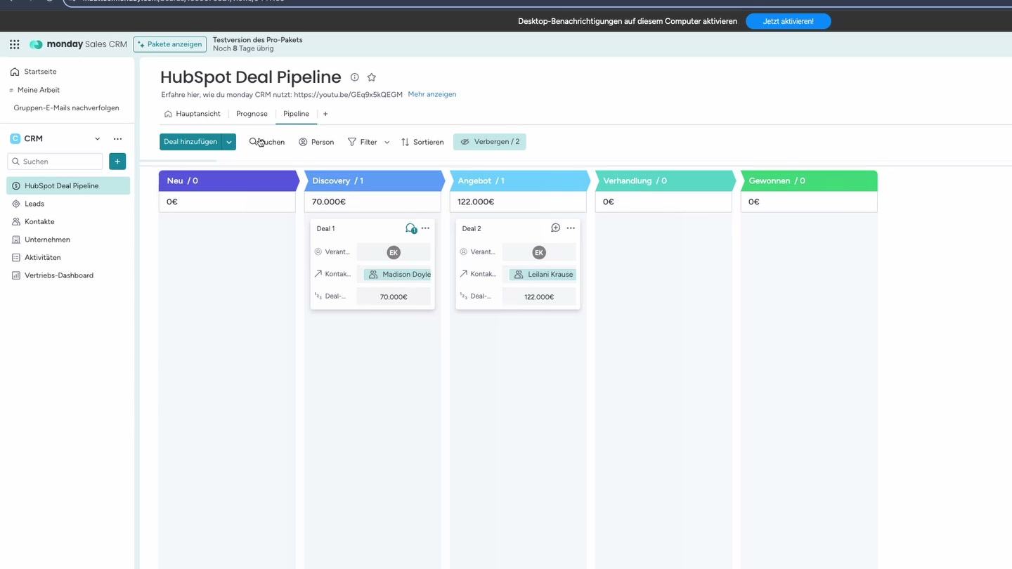 Monday CRM Pipeline-Ansicht mit Deal-Karten und Phasen