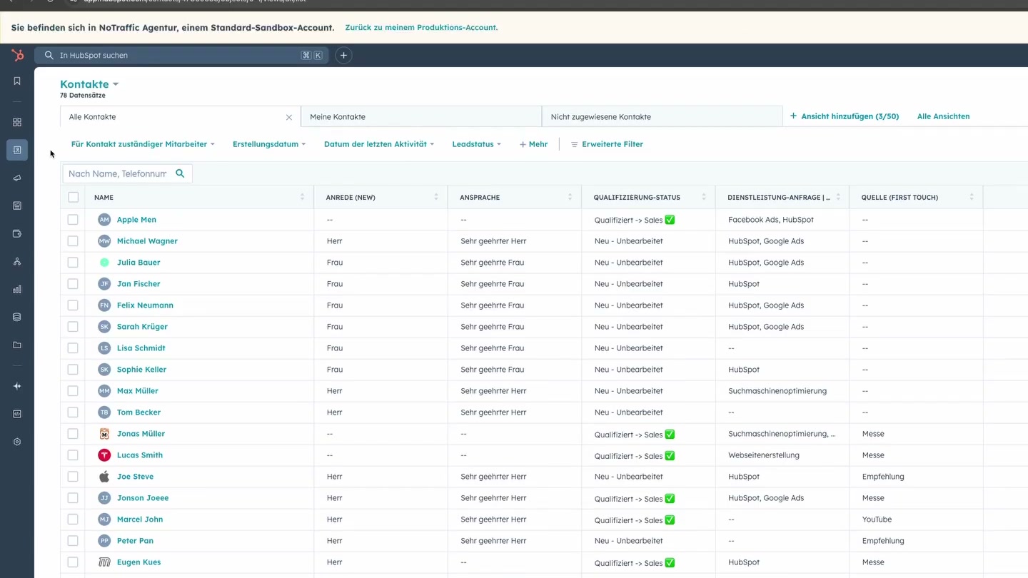 HubSpot CRM Kontakte-Übersicht mit Qualifizierungs-Status, Quelle und Ansprache