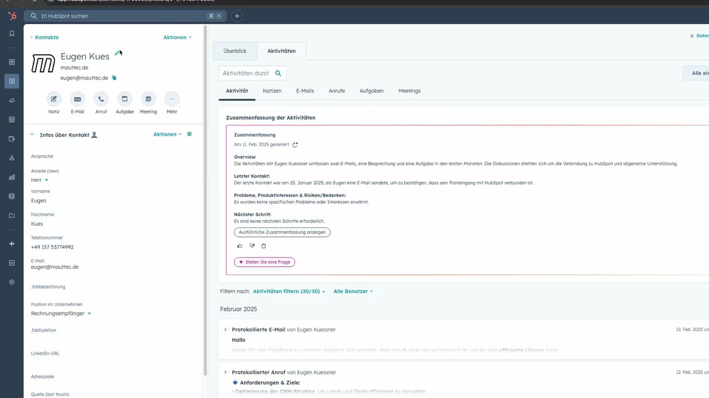 HubSpot Kontakt-Detailansicht mit KI-Zusammenfassung, Aktivitäten und Properties
